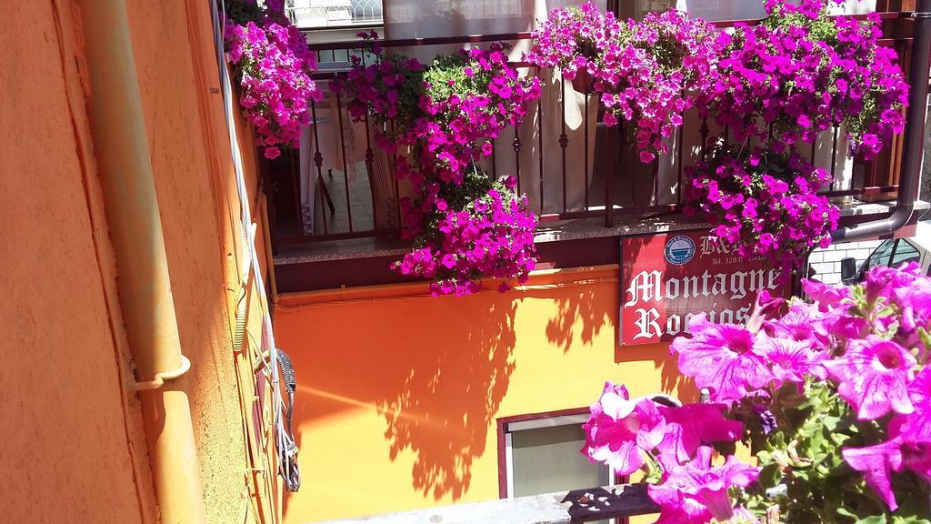 Montagne Rocciose Bed and Breakfast Frascineto Exteriör bild