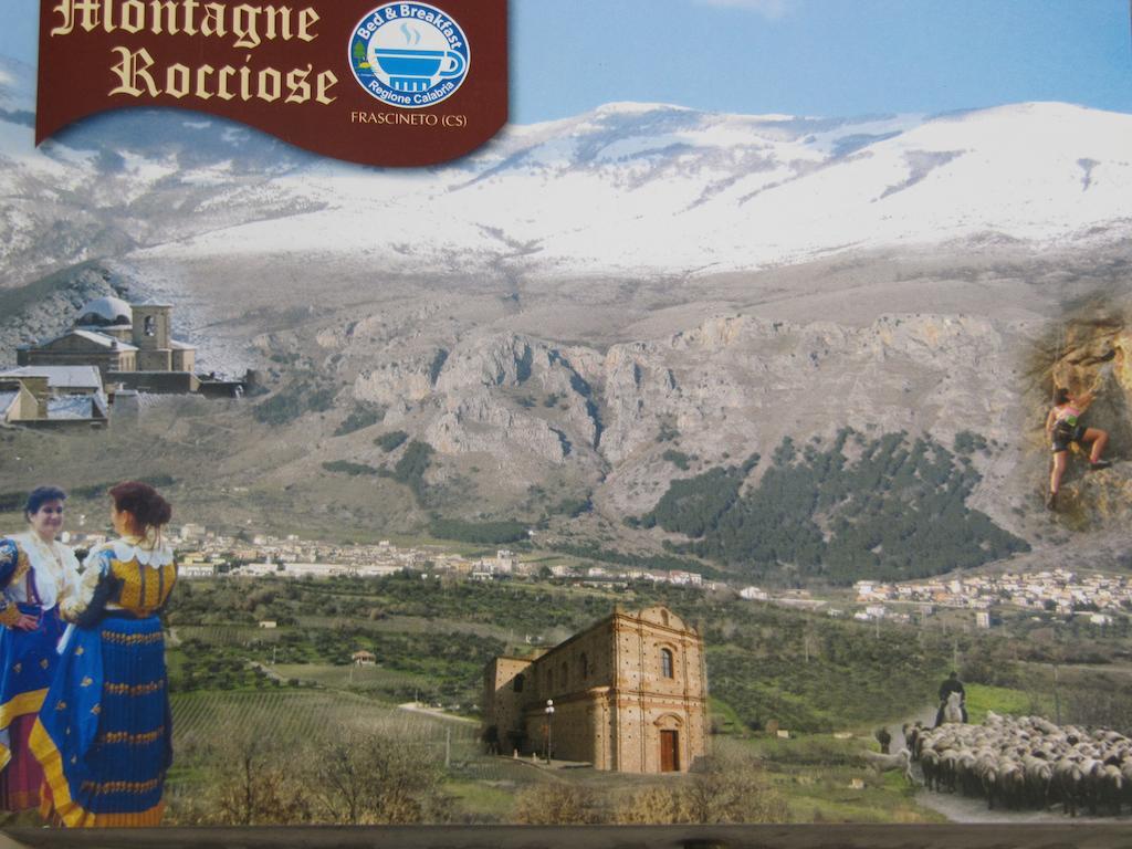 Montagne Rocciose Bed and Breakfast Frascineto Exteriör bild