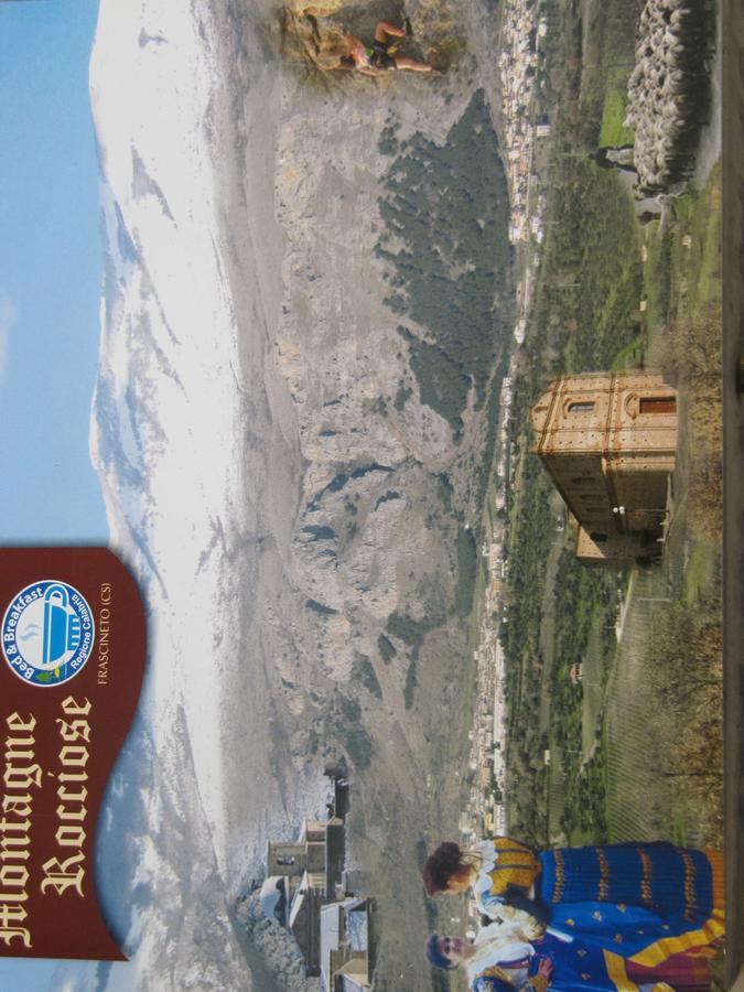 Montagne Rocciose Bed and Breakfast Frascineto Exteriör bild